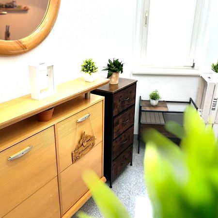 Piano Apartment Halle Center - Netflix - Free Wifi 2 Экстерьер фото