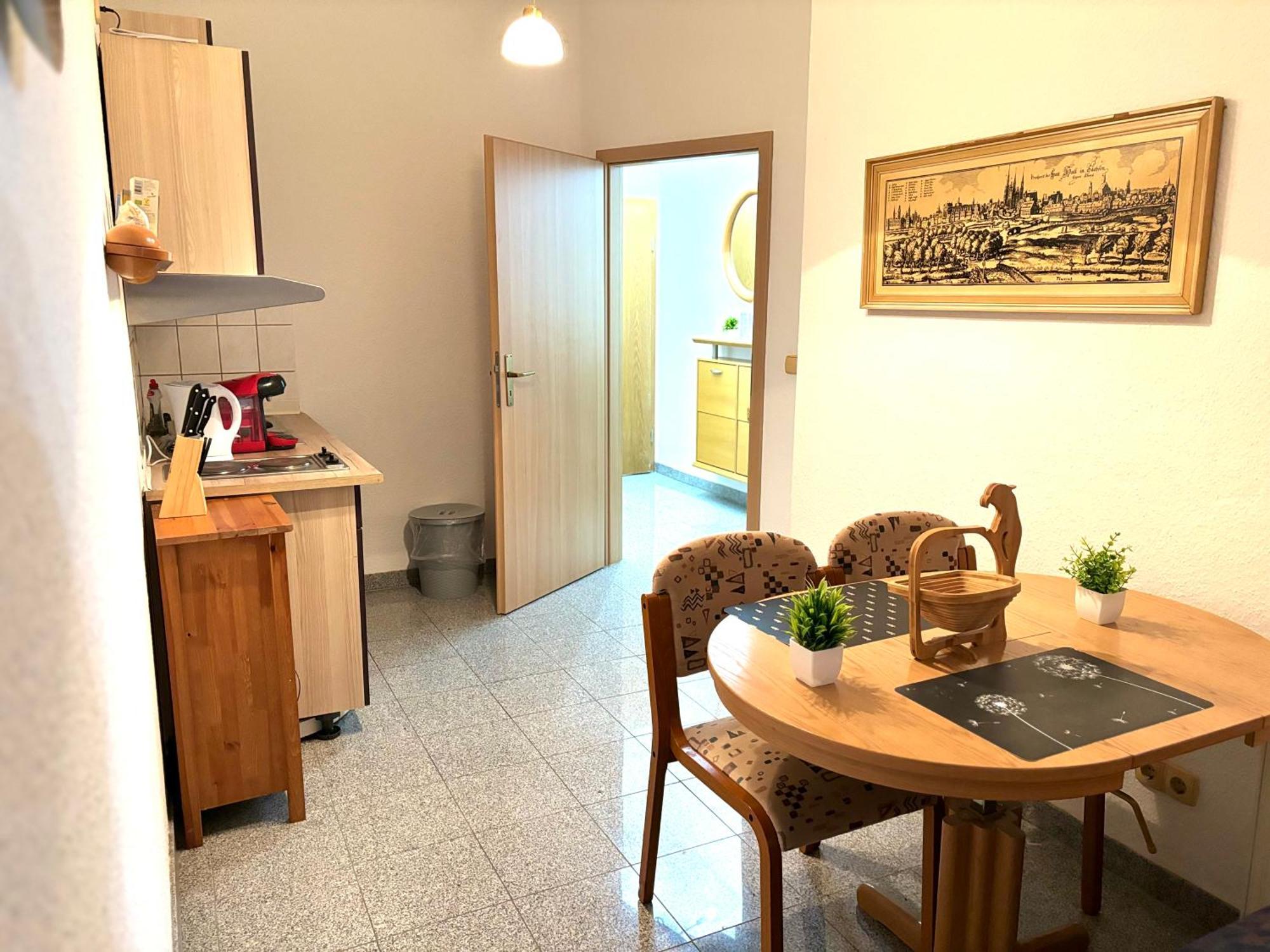 Piano Apartment Halle Center - Netflix - Free Wifi 2 Экстерьер фото