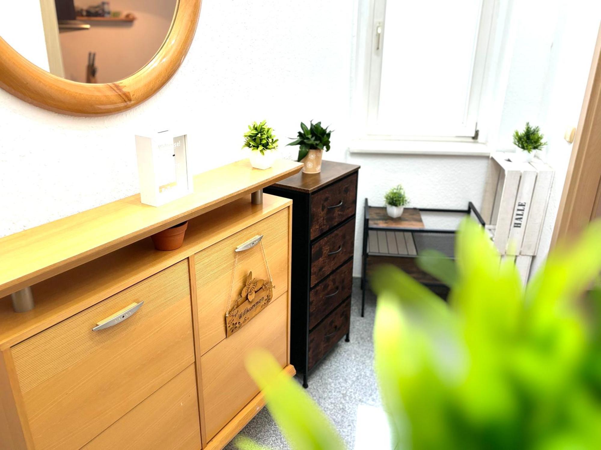 Piano Apartment Halle Center - Netflix - Free Wifi 2 Экстерьер фото